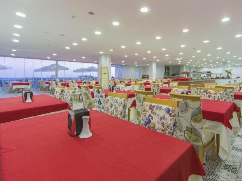 אוקורקאלאר Kayrabeachotel מראה חיצוני תמונה