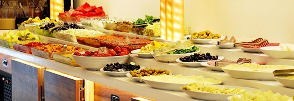 אוקורקאלאר Kayrabeachotel מראה חיצוני תמונה